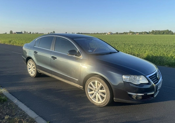 Volkswagen Passat cena 16500 przebieg: 271000, rok produkcji 2008 z Opole Lubelskie małe 37